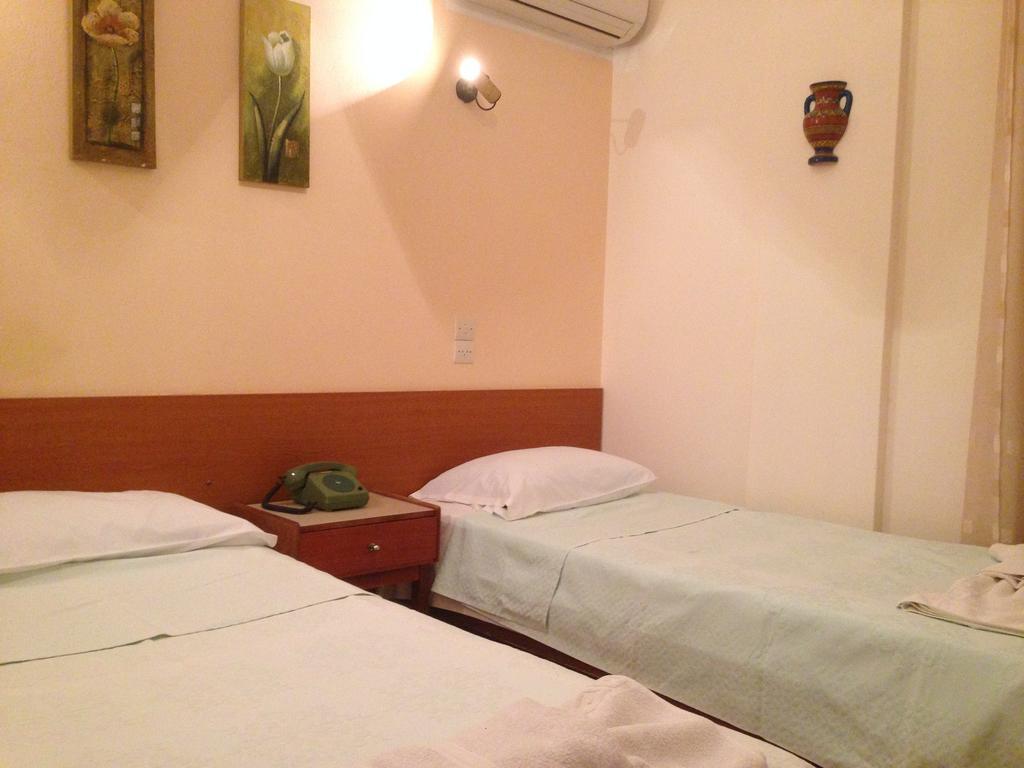 Noufara Hotel Камена-Вурла Номер фото